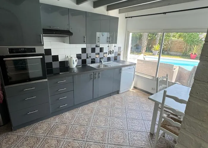 Prázdninový dům Oasis De Serenite Avec Piscine